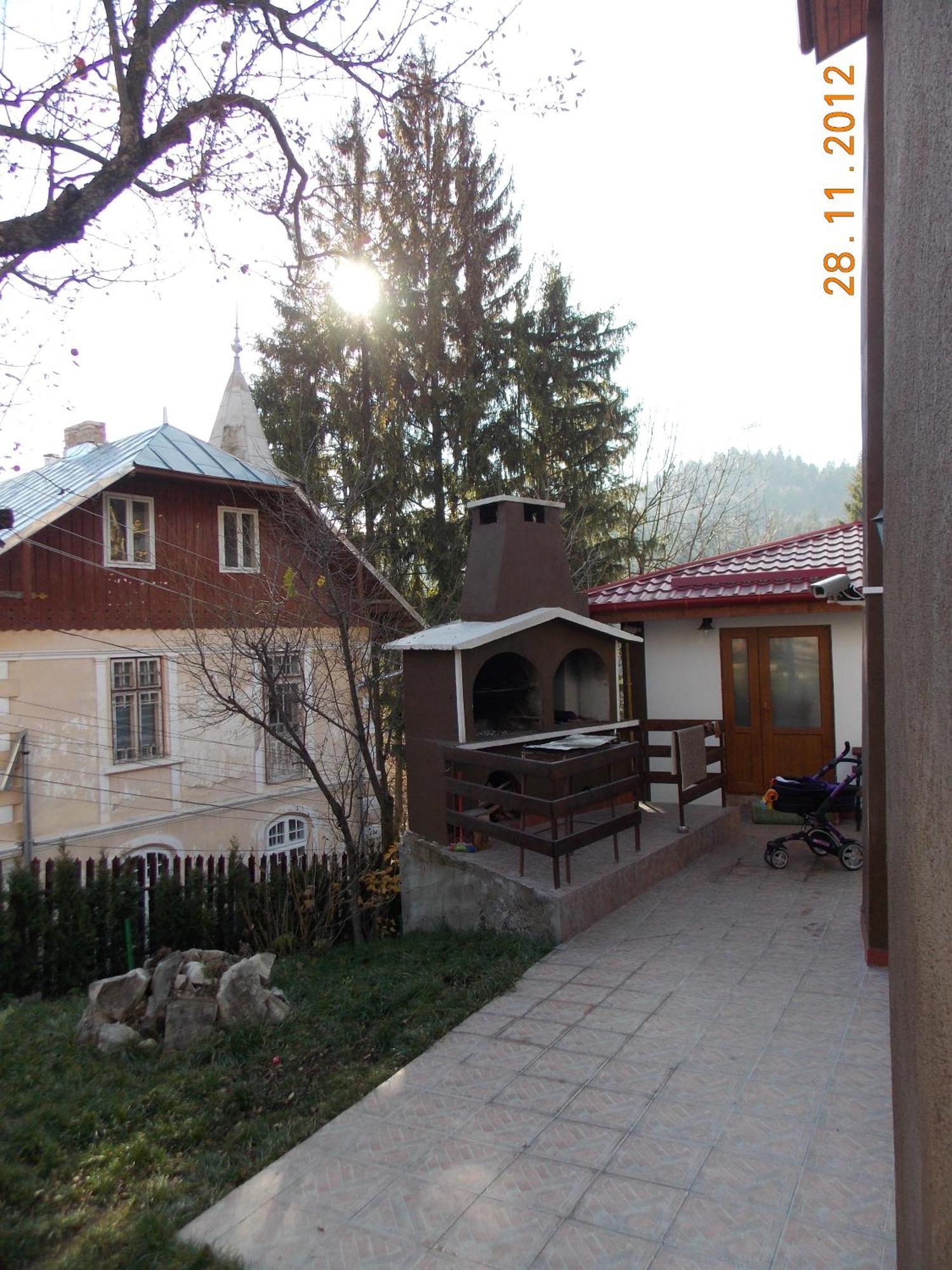 New Aosta Garden Hotell Sinaia Exteriör bild